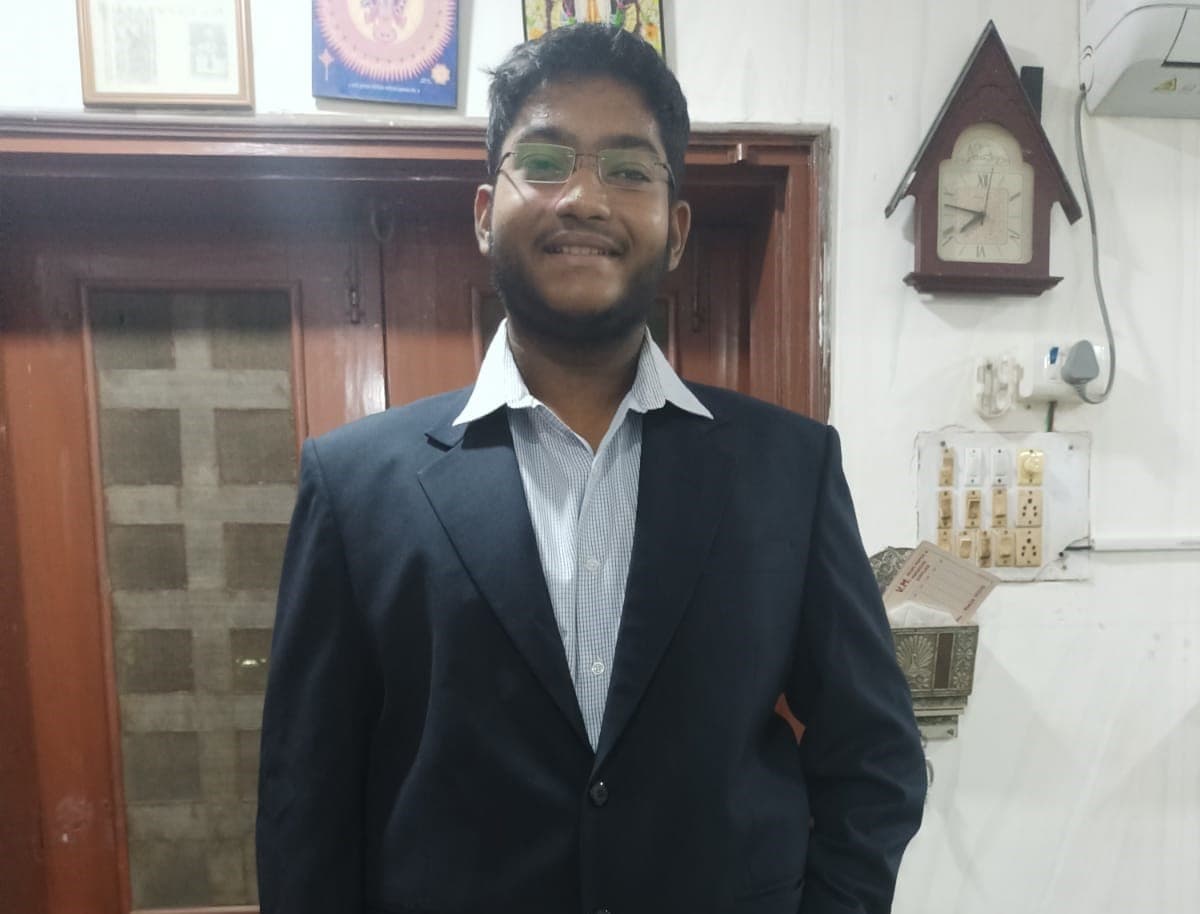 Dhruv Minesh Shah